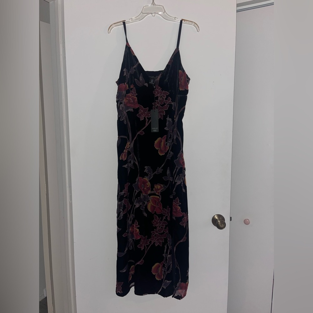 NWT Floral Black and Red Women's Dress Rachel Zoe